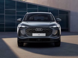 AUDI Q5 TDi 150 kW mHEV+ S tronic quattro Launch edition one 4