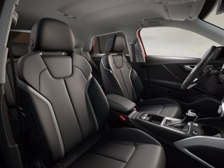 AUDI Q2 35 TFSI S tronic Identity Black 6