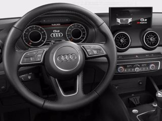 AUDI Q2 35 TFSI S tronic Business Advanced 5