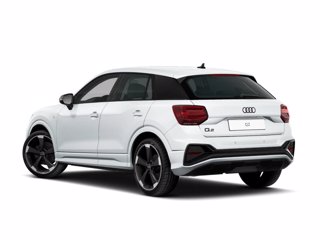 AUDI Q2 35 TFSI S tronic Identity Black 2