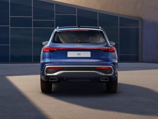 AUDI Q5 TDi 150 kW mHEV+ S tronic quattro S line edition 3