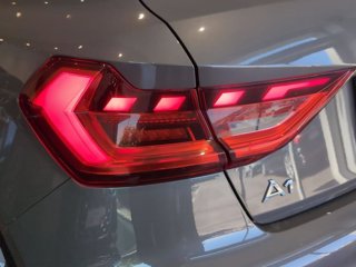 AUDI A1 sportback 35 1.5 tfsi s line edition s-tronic 4