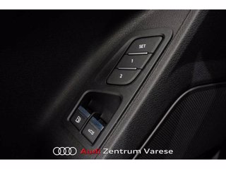 AUDI Q3 45 1.4 tfsi e business s-tronic 4