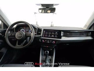 AUDI A1 sportback 30 1.0 tfsi identity black 116cv s-tronic 8