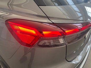 AUDI Q4 e-tron 45 s line edition 4