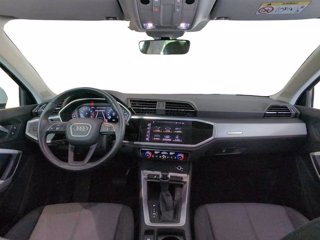 AUDI Q3 35 1.5 tfsi mhev s-tronic 8