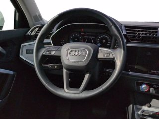 AUDI Q3 35 1.5 tfsi mhev s-tronic 9
