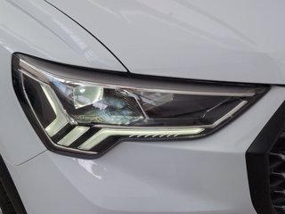 AUDI Q3 sportback 35 2.0 tdi identity black s-tronic 1