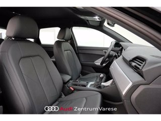 AUDI Q3 40 2.0 tfsi business advanced quattro s-tronic 5