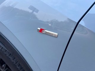 AUDI Q2 35 2.0 tdi identity black s-tronic 5