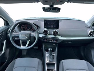 AUDI Q2 35 2.0 tdi identity black s-tronic 8