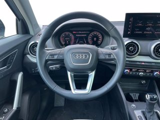 AUDI Q2 35 2.0 tdi identity black s-tronic 9