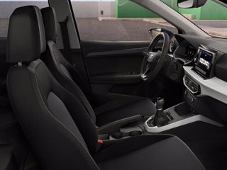 SEAT Arona 1.0 EcoTSI Black Edition 3