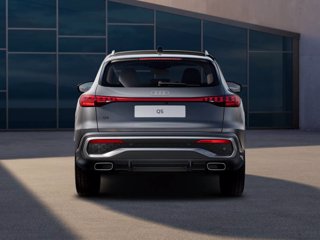 AUDI Q5 TDi 150 kW mHEV+ S tronic quattro S line edition 3