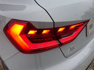 AUDI A1 allstreet 30 1.0 tfsi identity contrast 110cv s tronic 4