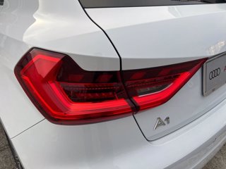 AUDI A1 sportback 30 1.0 tfsi admired 110cv s-tronic 4