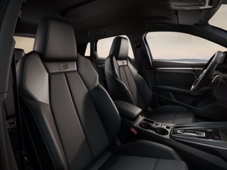 AUDI A3 allstreet TFSI 110 kW S tronic Identity Contrast 6