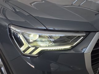 AUDI Q3 35 2.0 tdi business advanced s-tronic 2