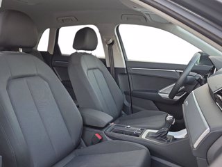 AUDI Q3 35 2.0 tdi business advanced s-tronic 7