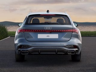 AUDI A5 Avant e-hybrid 220 kW quattro S tronic S Line Edition 3