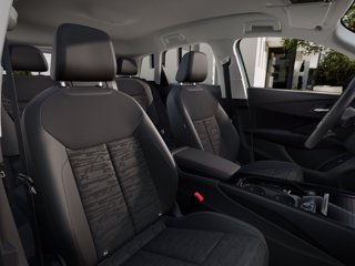 AUDI Q3 e-hybrid 200 kW S tronic Business Advanced 6