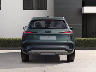 AUDI Q3 e-hybrid 200 kW S tronic Business Advanced 7