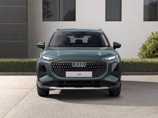 AUDI Q3 e-hybrid 200 kW S tronic Business Advanced 9