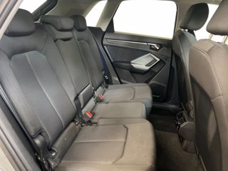 AUDI Q3 35 2.0 tdi business advanced s-tronic 7