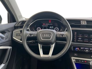 AUDI Q3 35 2.0 tdi business advanced s-tronic 9