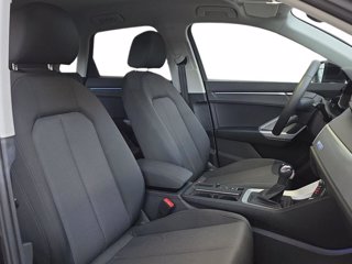 AUDI Q3 35 2.0 tdi business advanced s-tronic 5