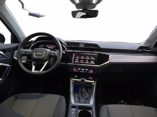 AUDI Q3 35 2.0 tdi business advanced s-tronic 7