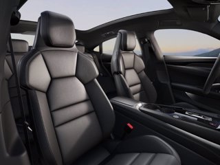 AUDI e-tron GT quattro 6