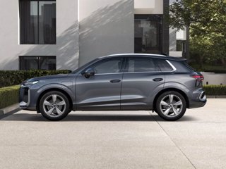 AUDI Q3 e-hybrid 200 kW S tronic S line edition 1