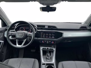 AUDI Q3 35 2.0 tdi business advanced s-tronic 8