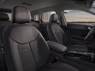 AUDI A5 Avant e-hybrid 220 kW quattro S tronic S Line Edition 6