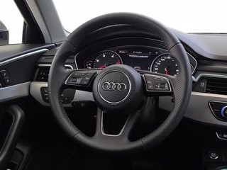 AUDI A4 35 2.0 tdi sport 150cv s-tronic 9
