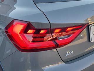 AUDI A1 allstreet 30 1.0 tfsi identity contrast 110cv s tronic 4