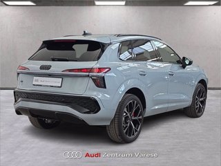 AUDI Q3 1.5 e-hybrid business 272cv s-tronic 3