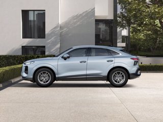 AUDI Q3 SPB TFSI 110 kW mHEV S tronic Business 1