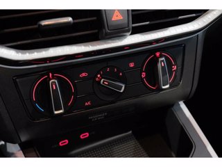 SEAT Ibiza 1.0 ecotsi black edition 95cv 5