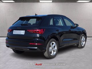 AUDI Q3 35 1.5 tfsi business advanced s-tronic 3