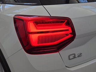 AUDI Q2 40 2.0 tfsi business advanced quattro s-tronic 4