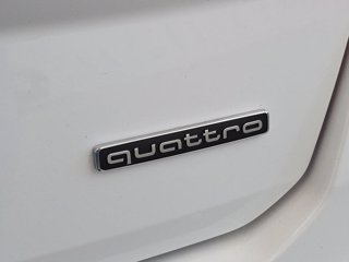 AUDI Q2 40 2.0 tfsi business advanced quattro s-tronic 5