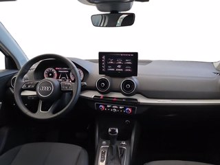 AUDI Q2 40 2.0 tfsi business advanced quattro s-tronic 8