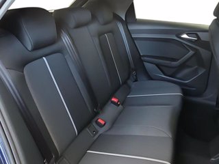 AUDI A1 sportback 30 1.0 tfsi business 116cv 7