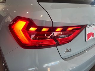 AUDI A1 sportback 30 1.0 tfsi admired 110cv 4