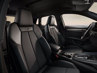 AUDI A3 allstreet TFSI 110 kW S tronic Identity Contrast 6