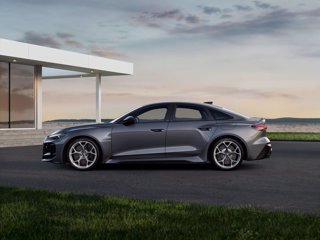 AUDI RS 5 e-hybrid S tronic quattro 1