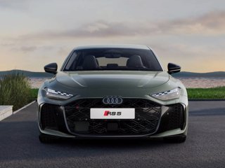 AUDI RS 5 Avant e-hybrid S tronic quattro 4