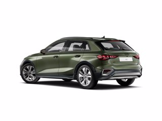 AUDI A3 allstreet TFSI 110 kW S tronic Business Advanced 2